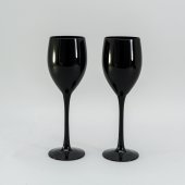 На фото Черные бокалы для вина Sakura 300 мл 2 шт ручная работа (SK-2042)